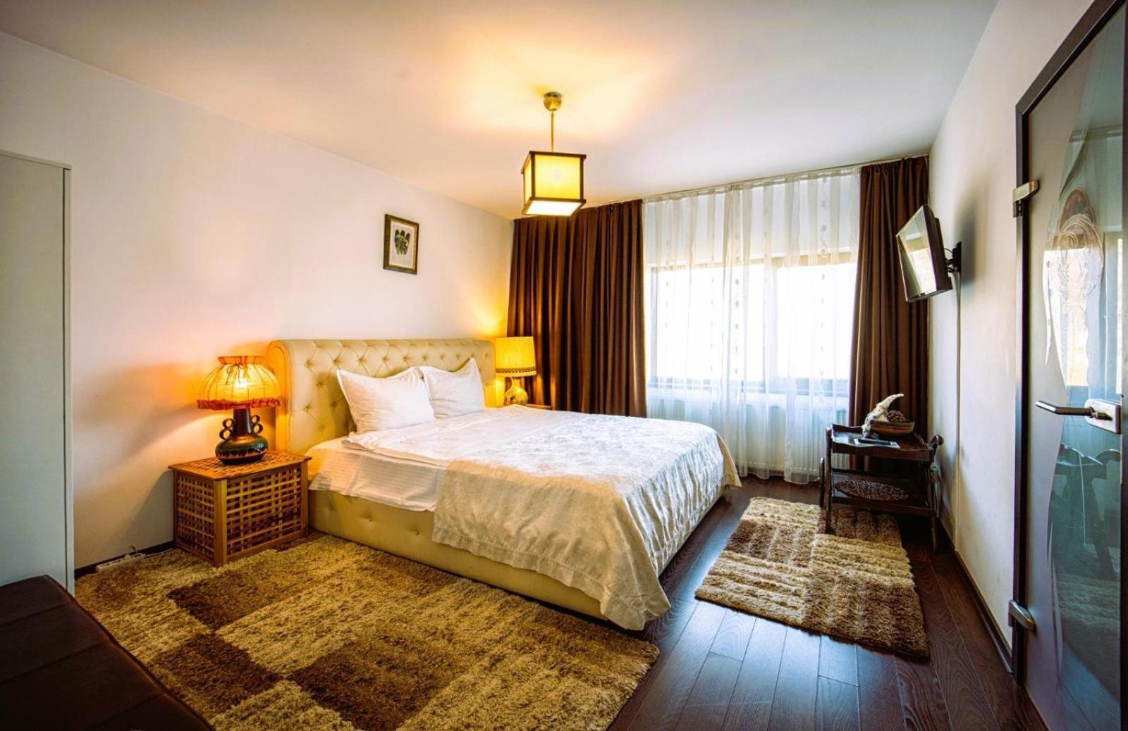 דירות בראשוב Calea Poienii Penthouse מראה חיצוני תמונה