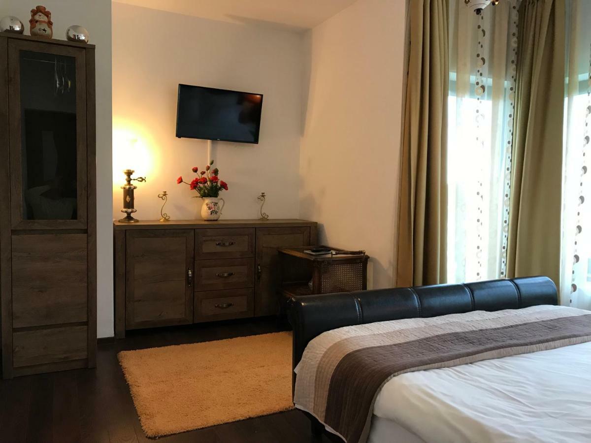 דירות בראשוב Calea Poienii Penthouse מראה חיצוני תמונה